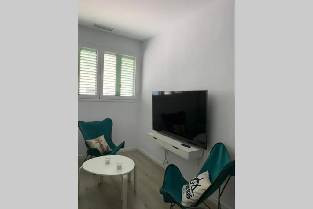 Apartamento Paseo De La Carihuela Torremolinos 0*,